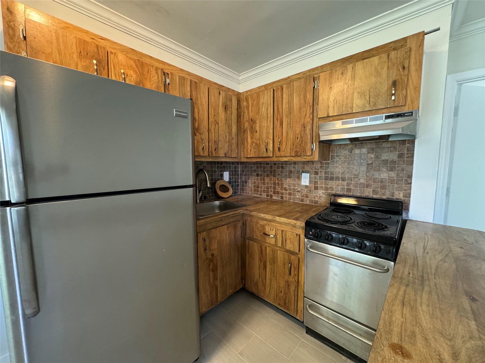 5162 NE 6th Ave 324