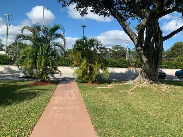 39 Westbury B 39, Deerfield Beach Unit: 39