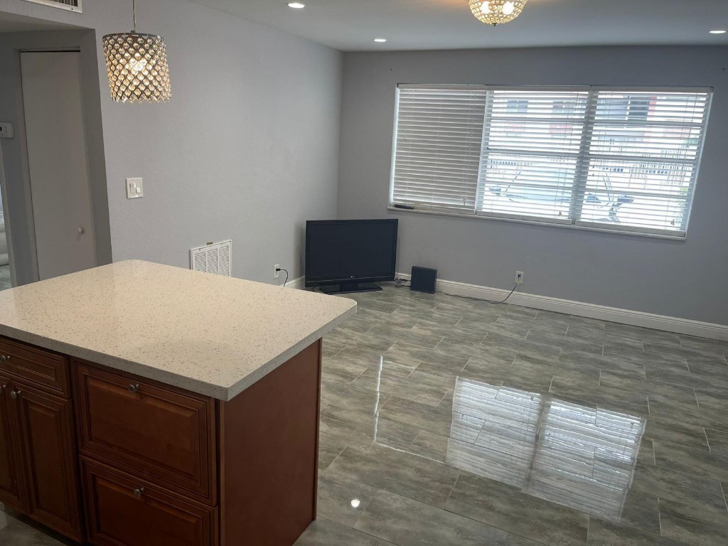 3550 NW 8th Avenue 603, Pompano Beach Unit: 603