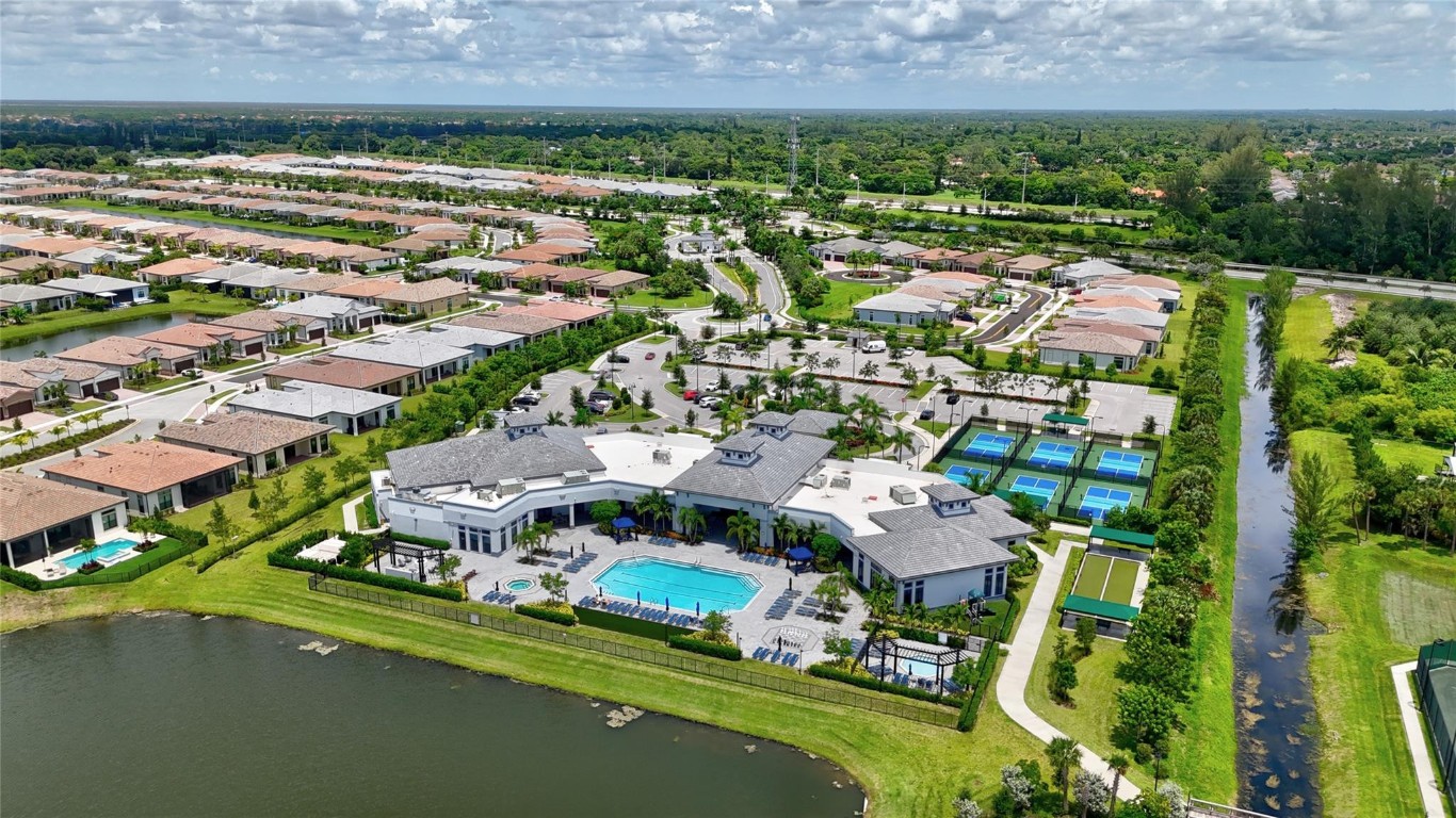 8148 Liberty Way, Parkland