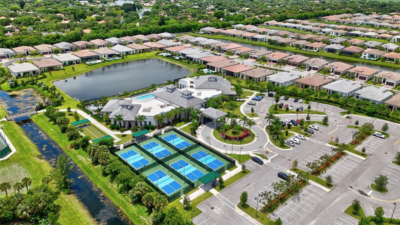 8148 Liberty Way, Parkland