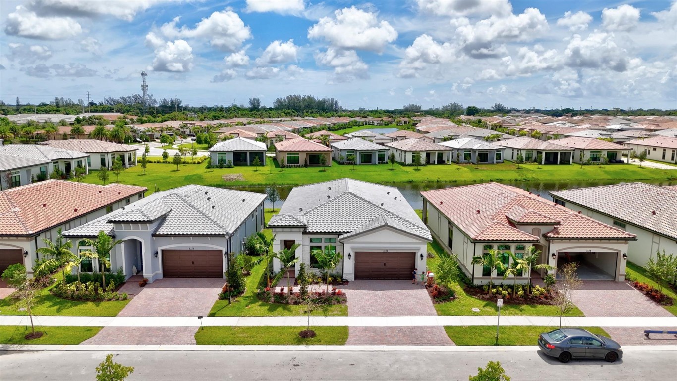 8148 Liberty Way, Parkland