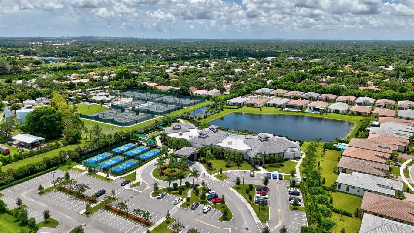 8148 Liberty Way, Parkland