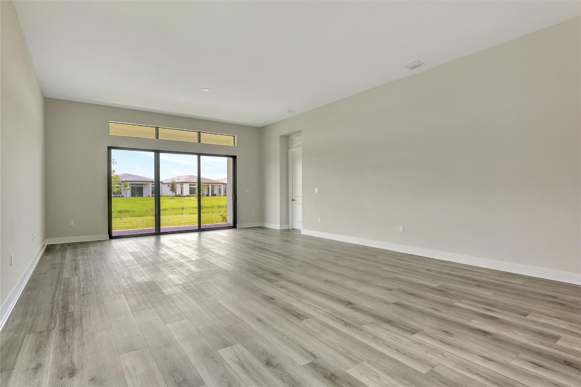 8148 Liberty Way, Parkland