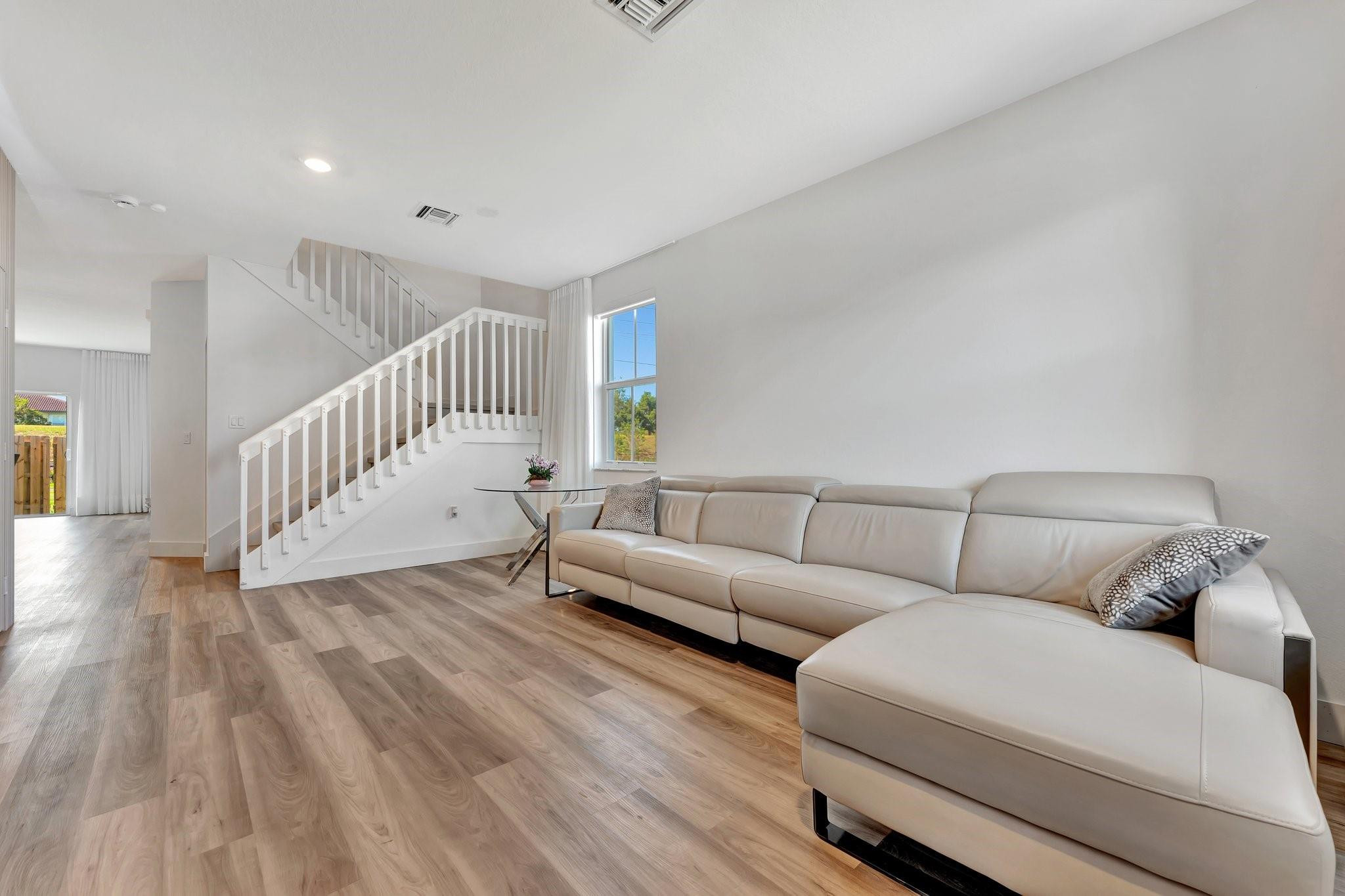 11831 NW 47th Mnr