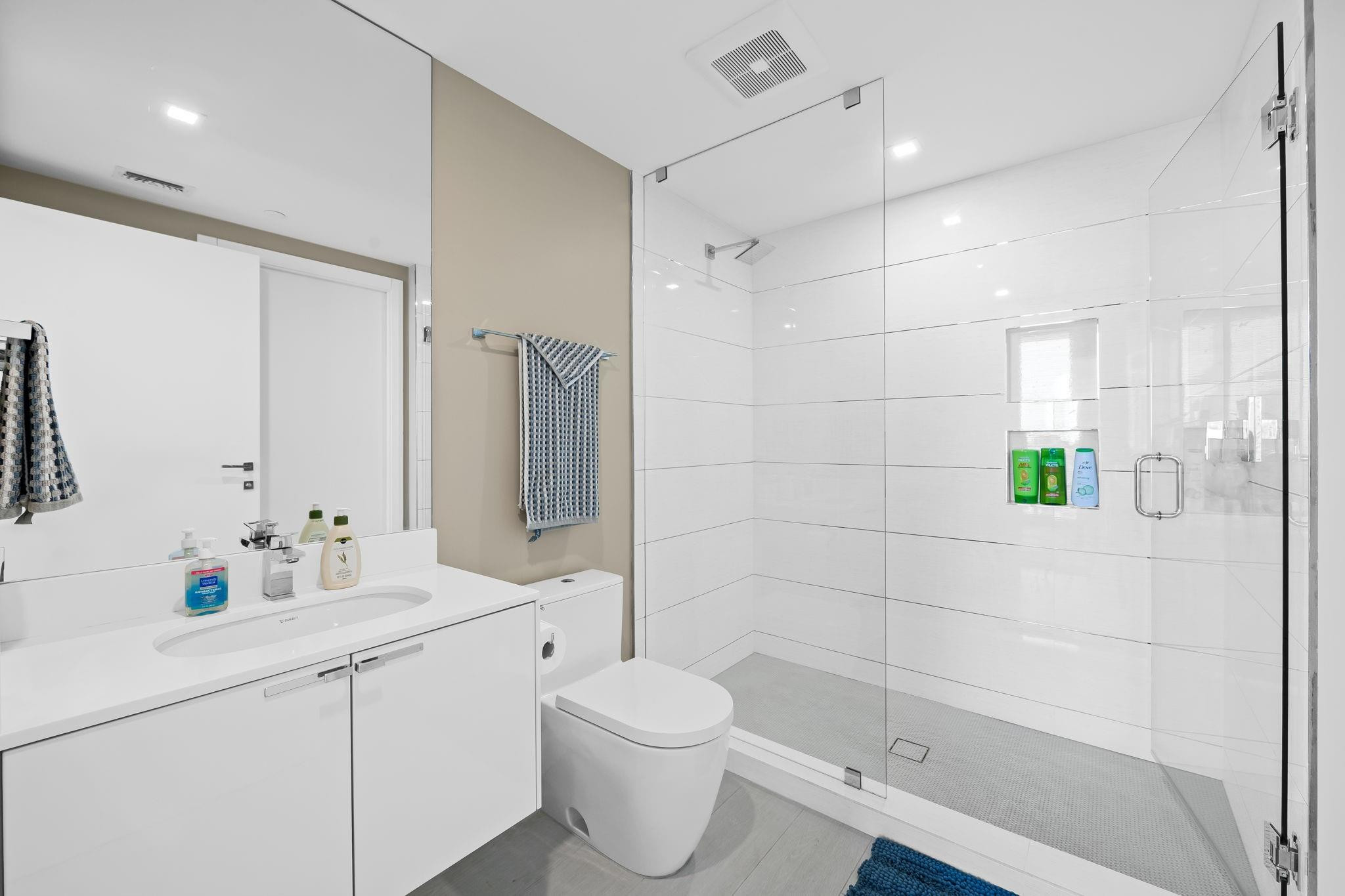 435 Bayshore 503