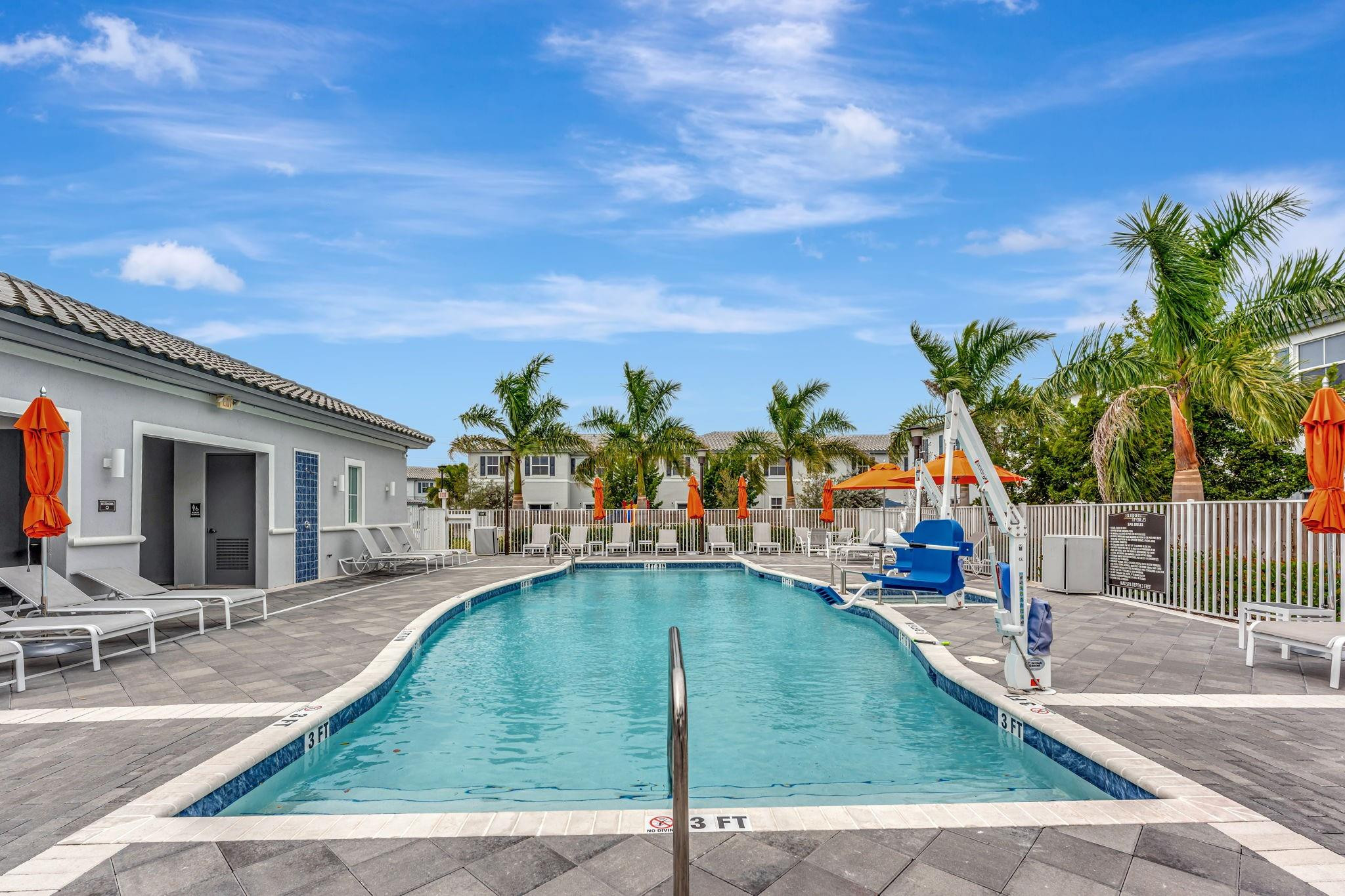 4611 NW 118th Avenue