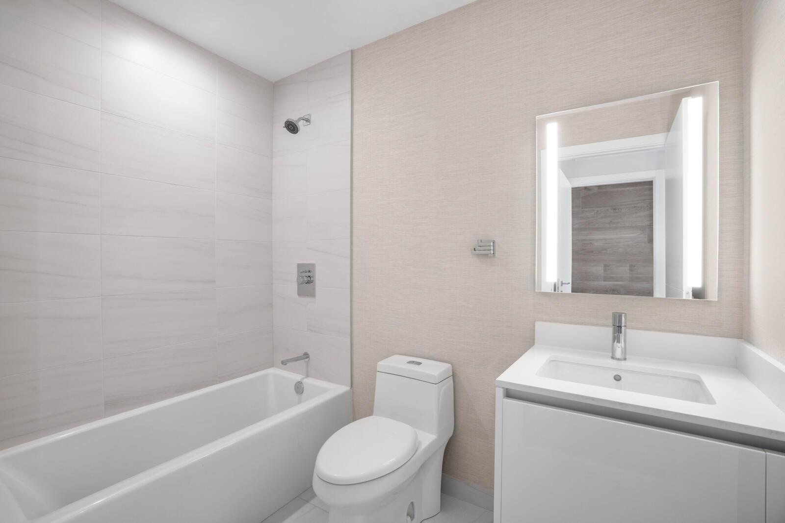 2200 N Ocean Boulevard Unit: N1501