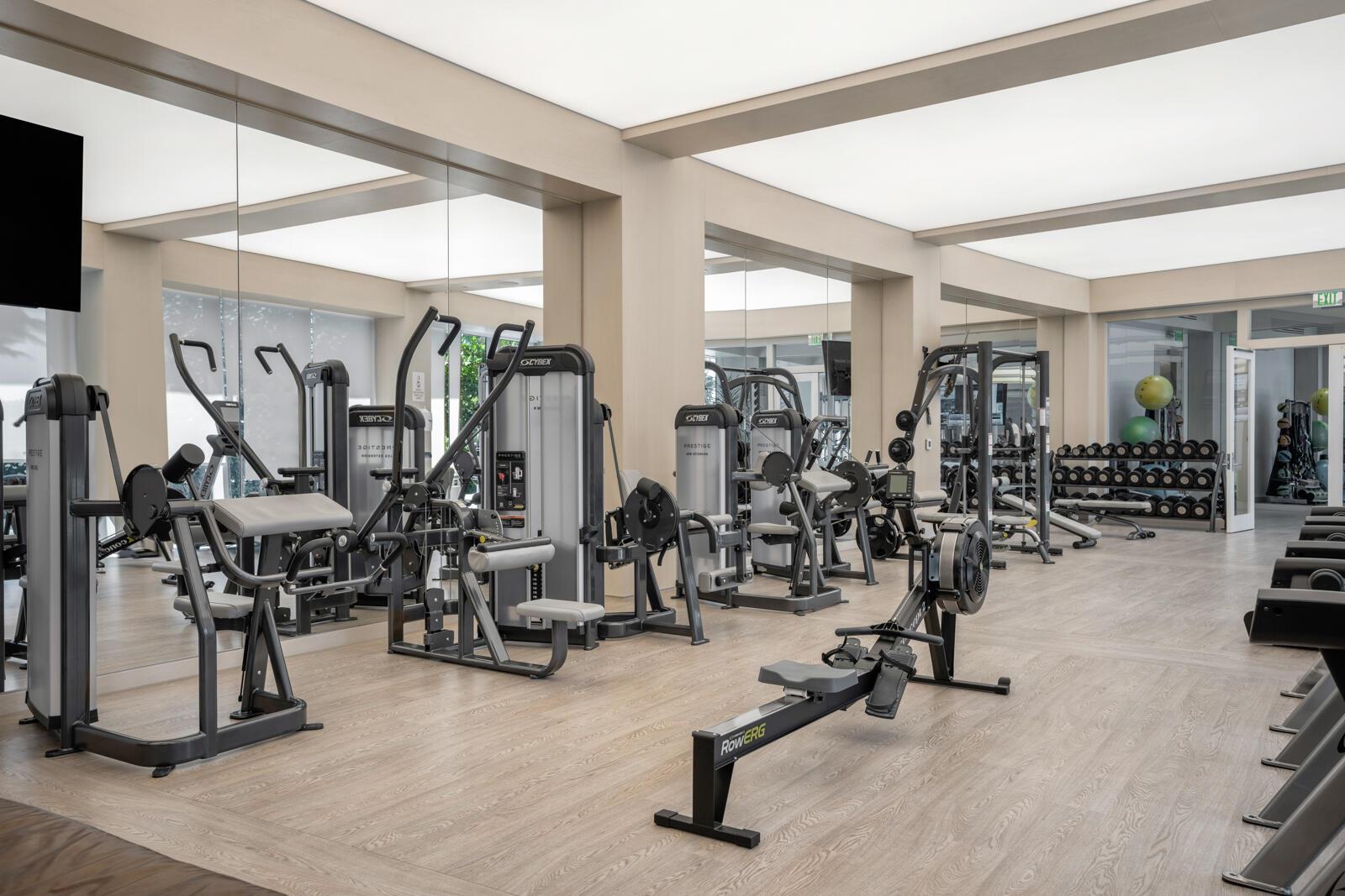 2200 N Ocean Boulevard Unit: N1501