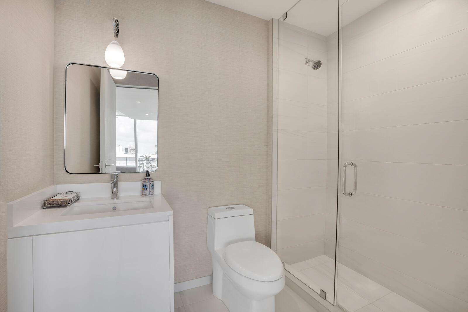 2200 N Ocean Boulevard Unit: N1501