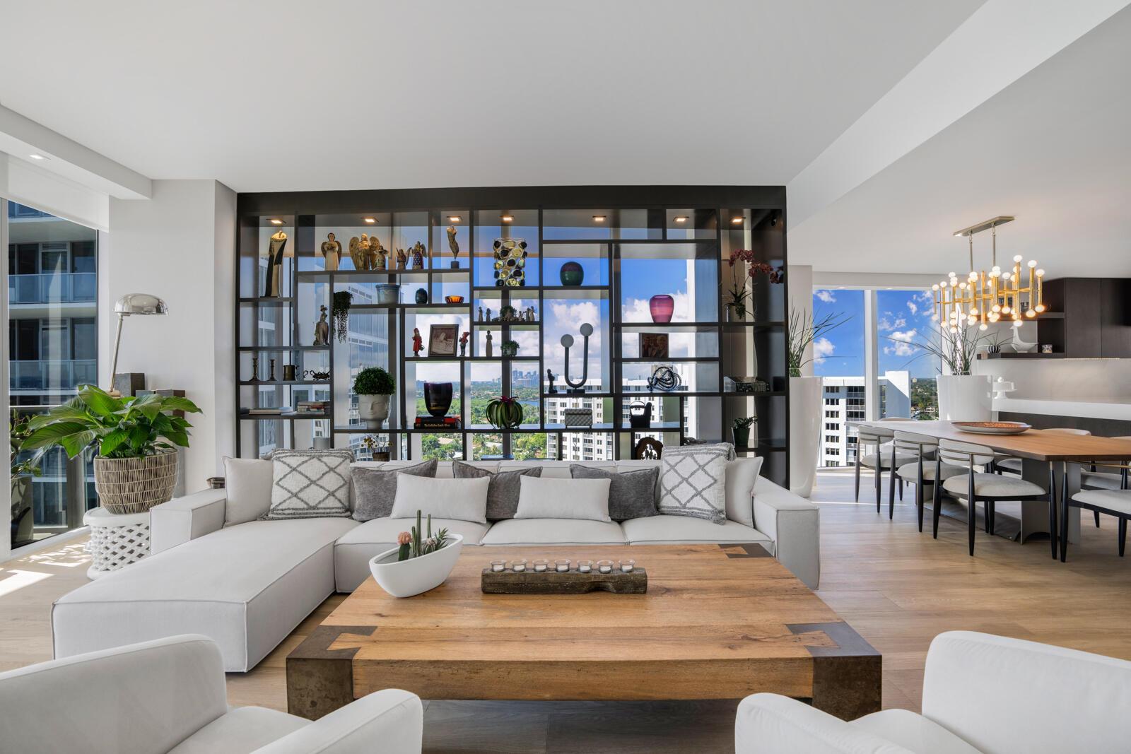 2200 N Ocean Boulevard Unit: N1501