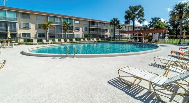4500 N Federal Highway Unit: 303a