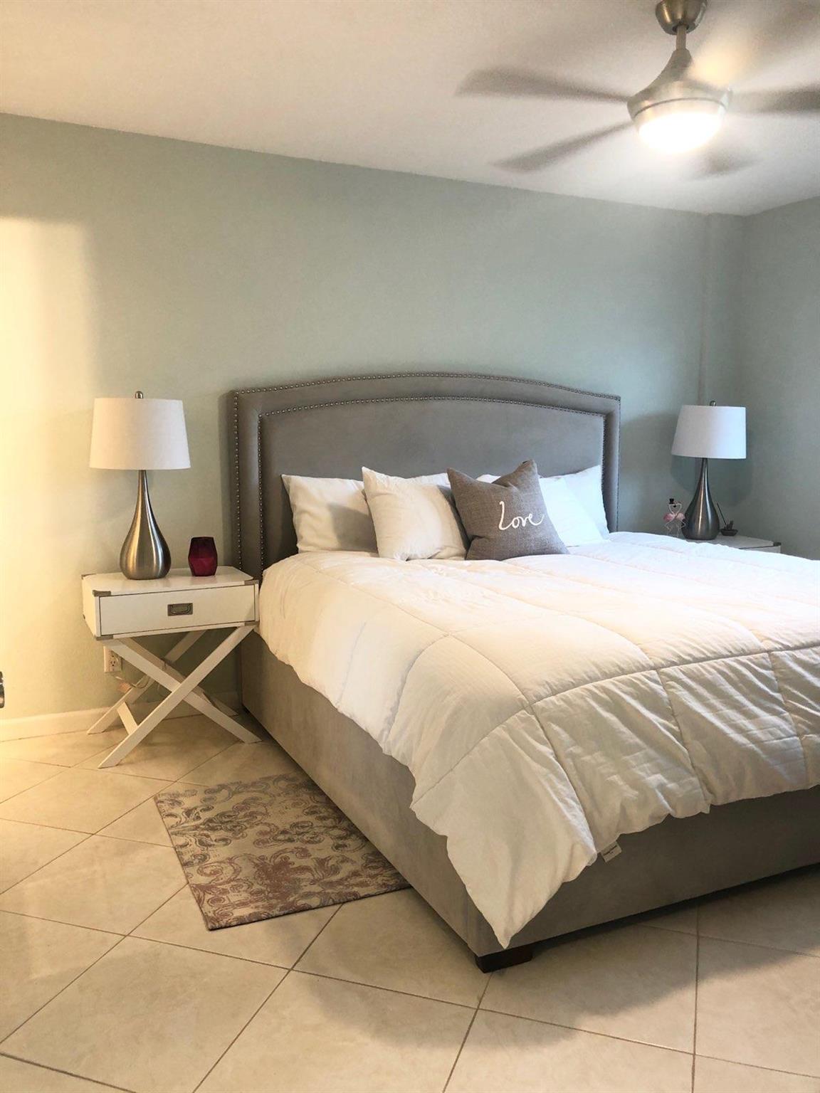 4500 N Federal Highway Unit: 303a