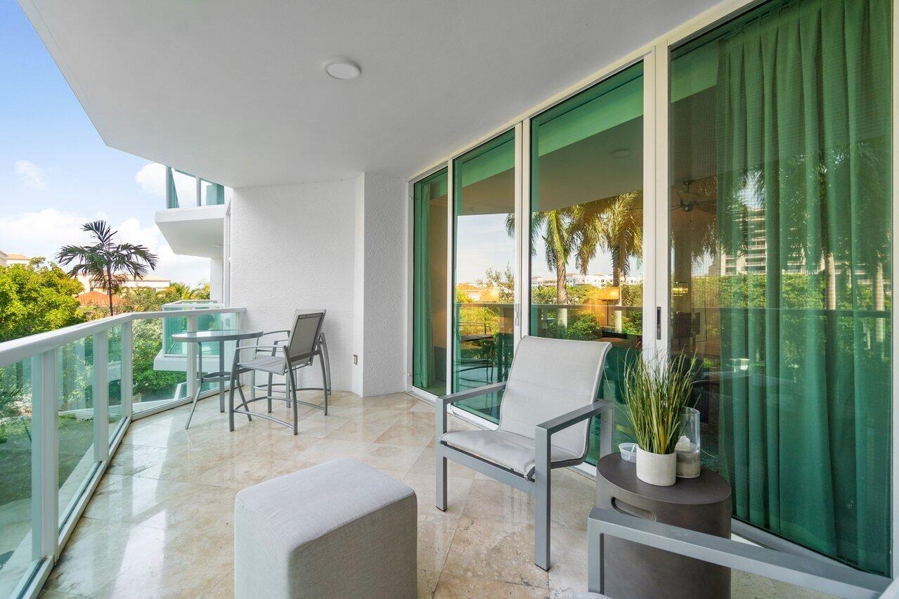550 SE Mizner Boulevard B-306