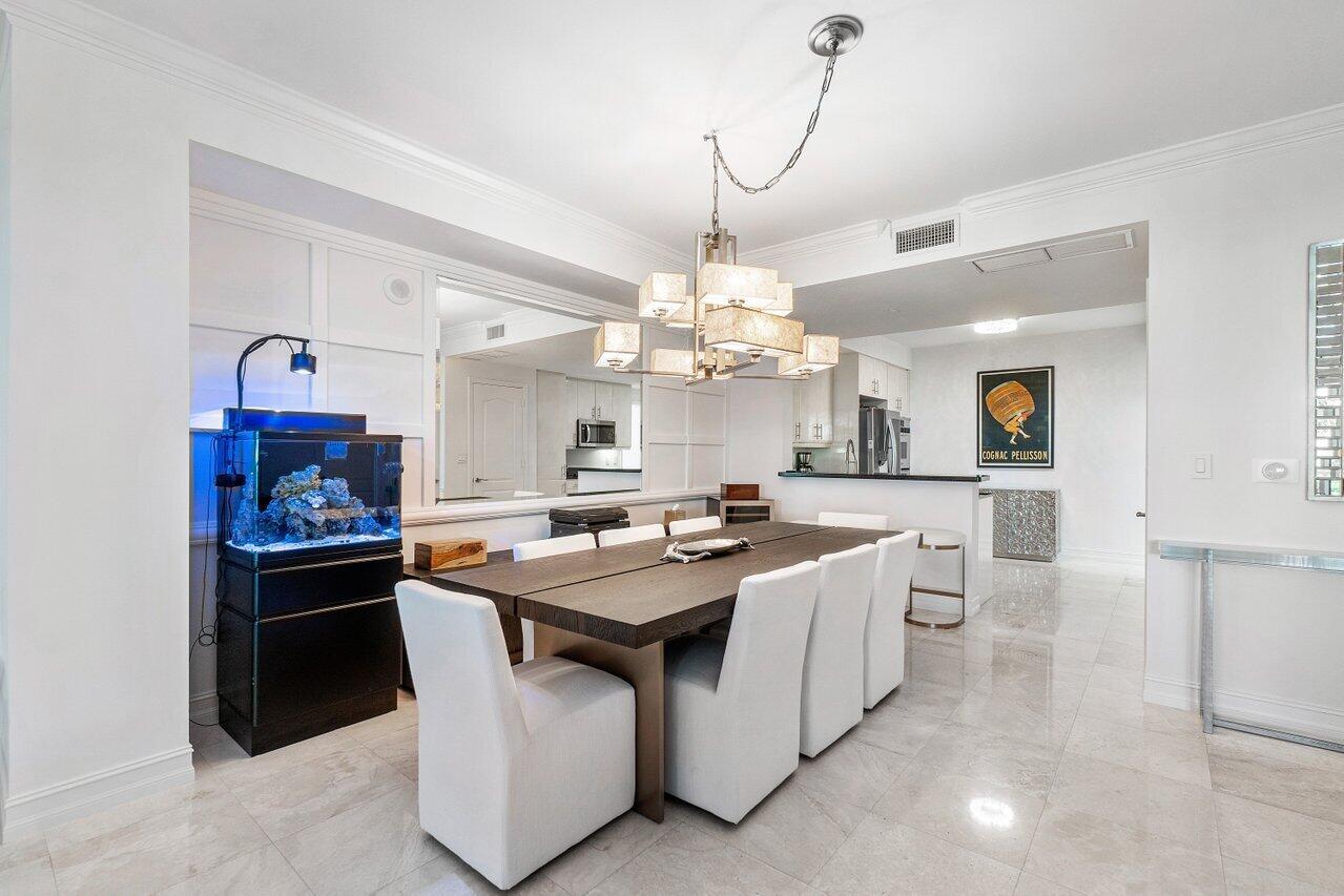550 SE Mizner Boulevard B-306