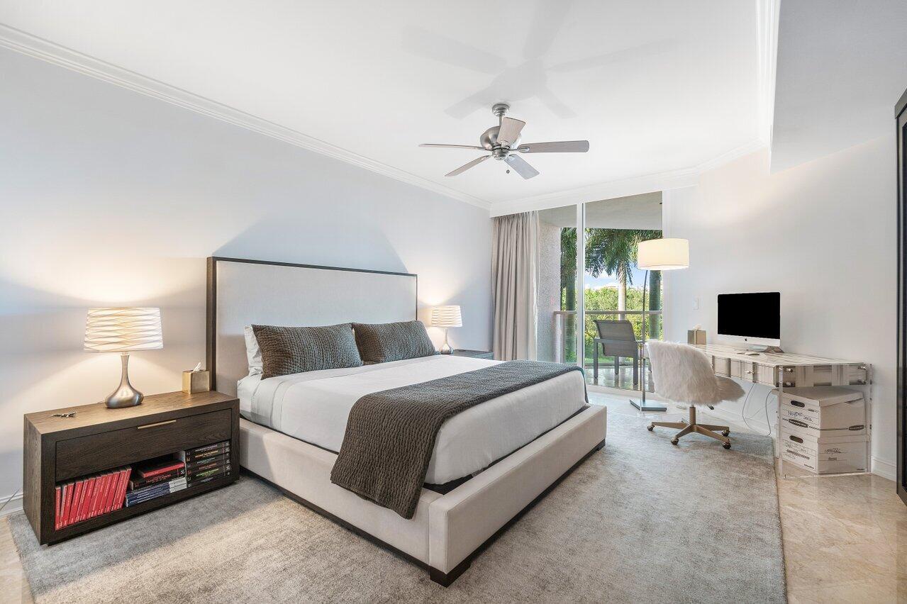 550 SE Mizner Boulevard B-306