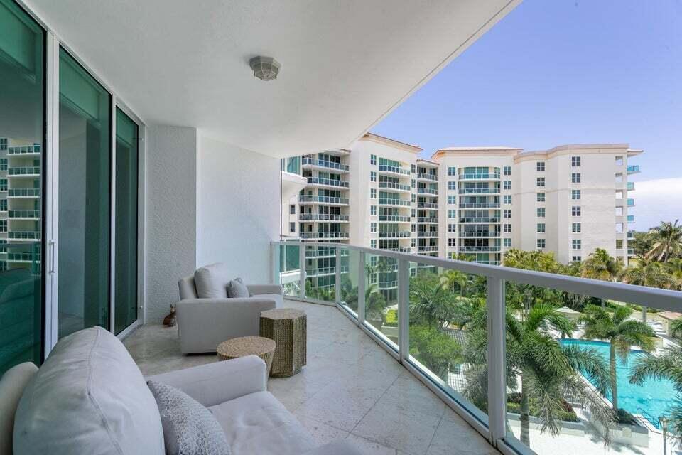 550 SE Mizner Boulevard B509