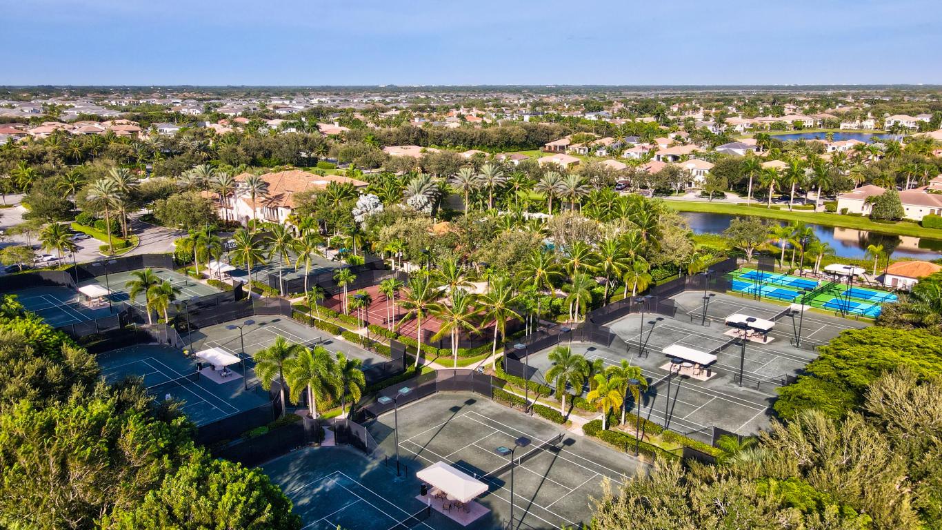 9510 Grand Estates Way