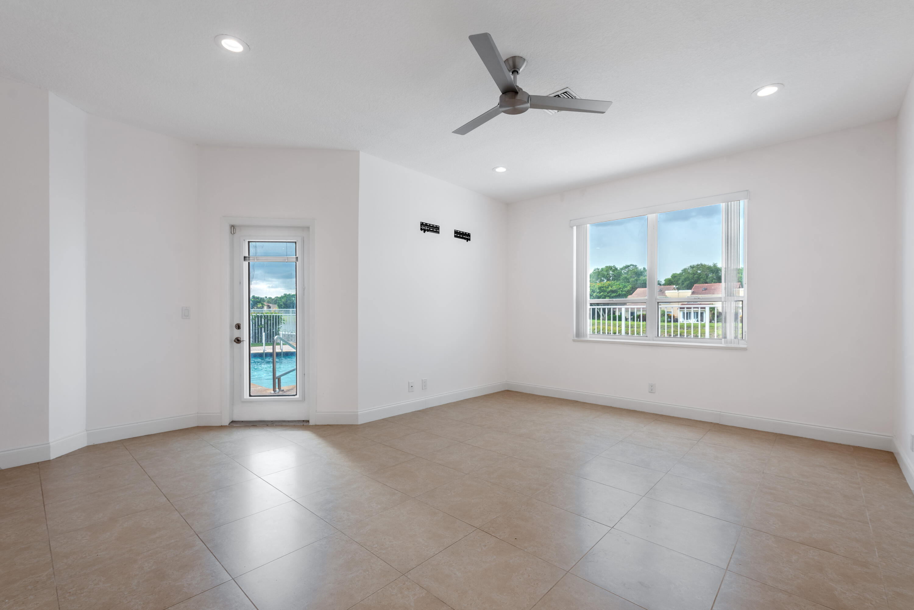 23390 Torre Circle