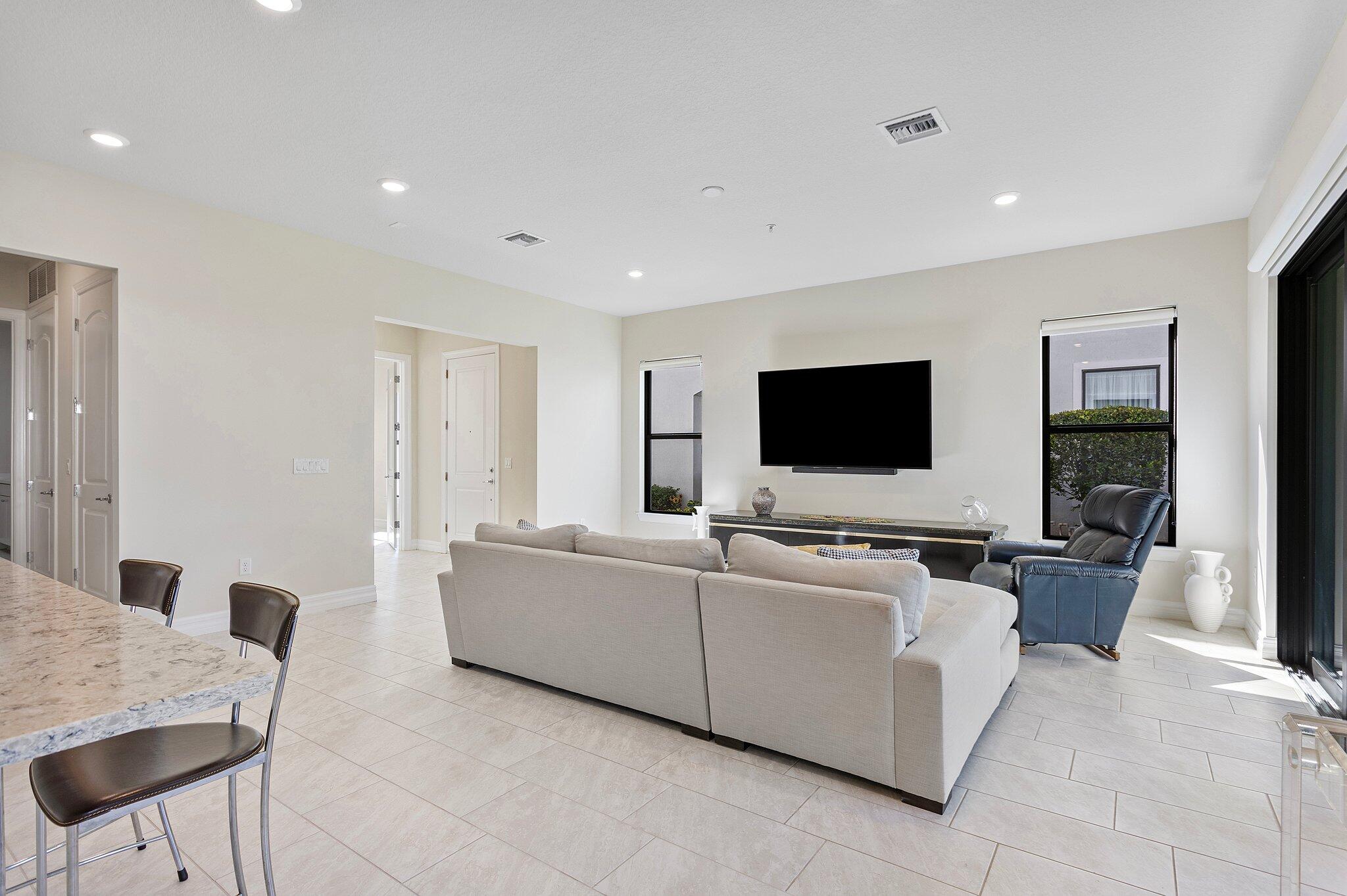21908 Canadensis Circle 101