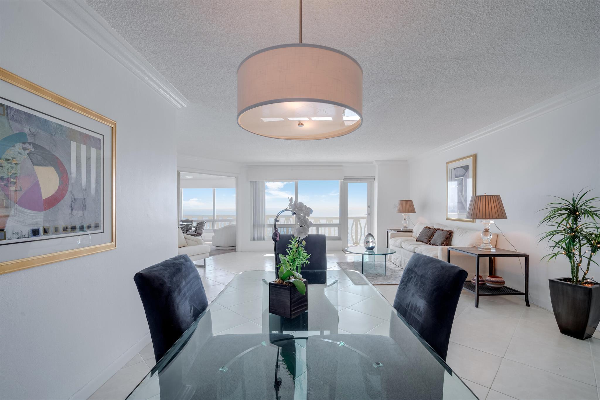 1169 Hillsboro Mile 803