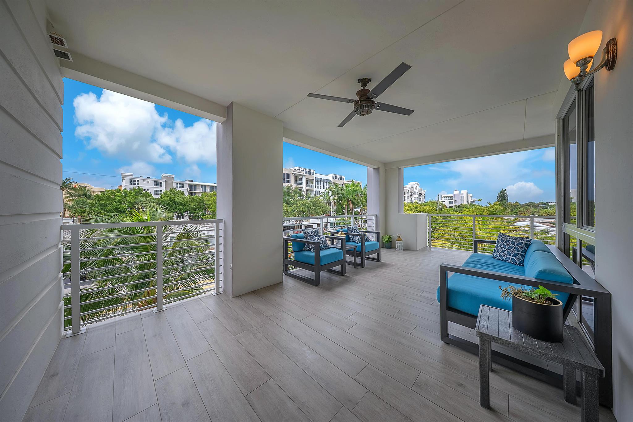 51 Se 19th Avenue 303