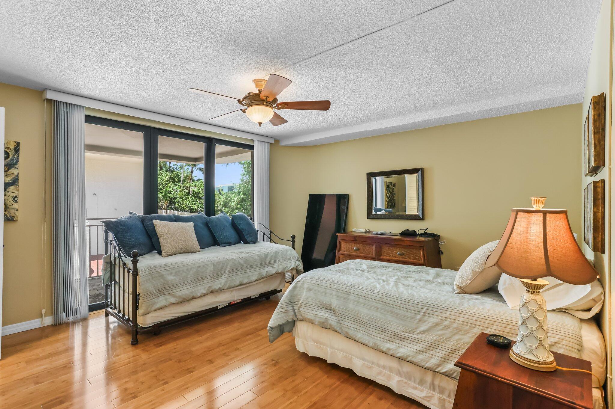 2155 S Ocean 7 Boulevard 7