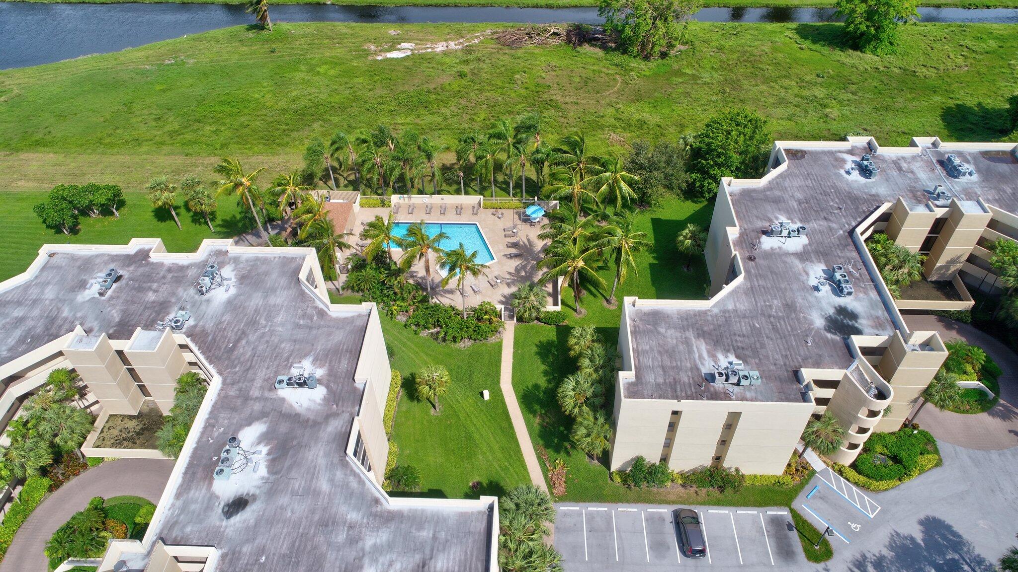 5801 Camino Del Sol 302