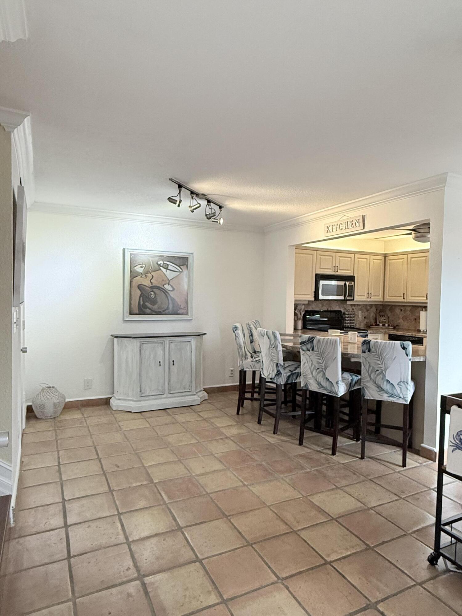 1251 S Federal Hwy Highway