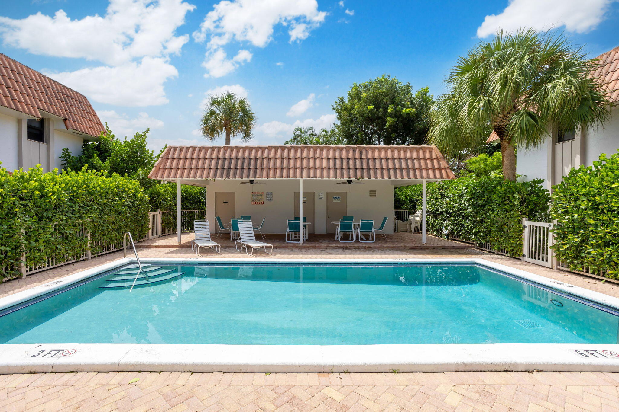 1251 S Federal Hwy Highway