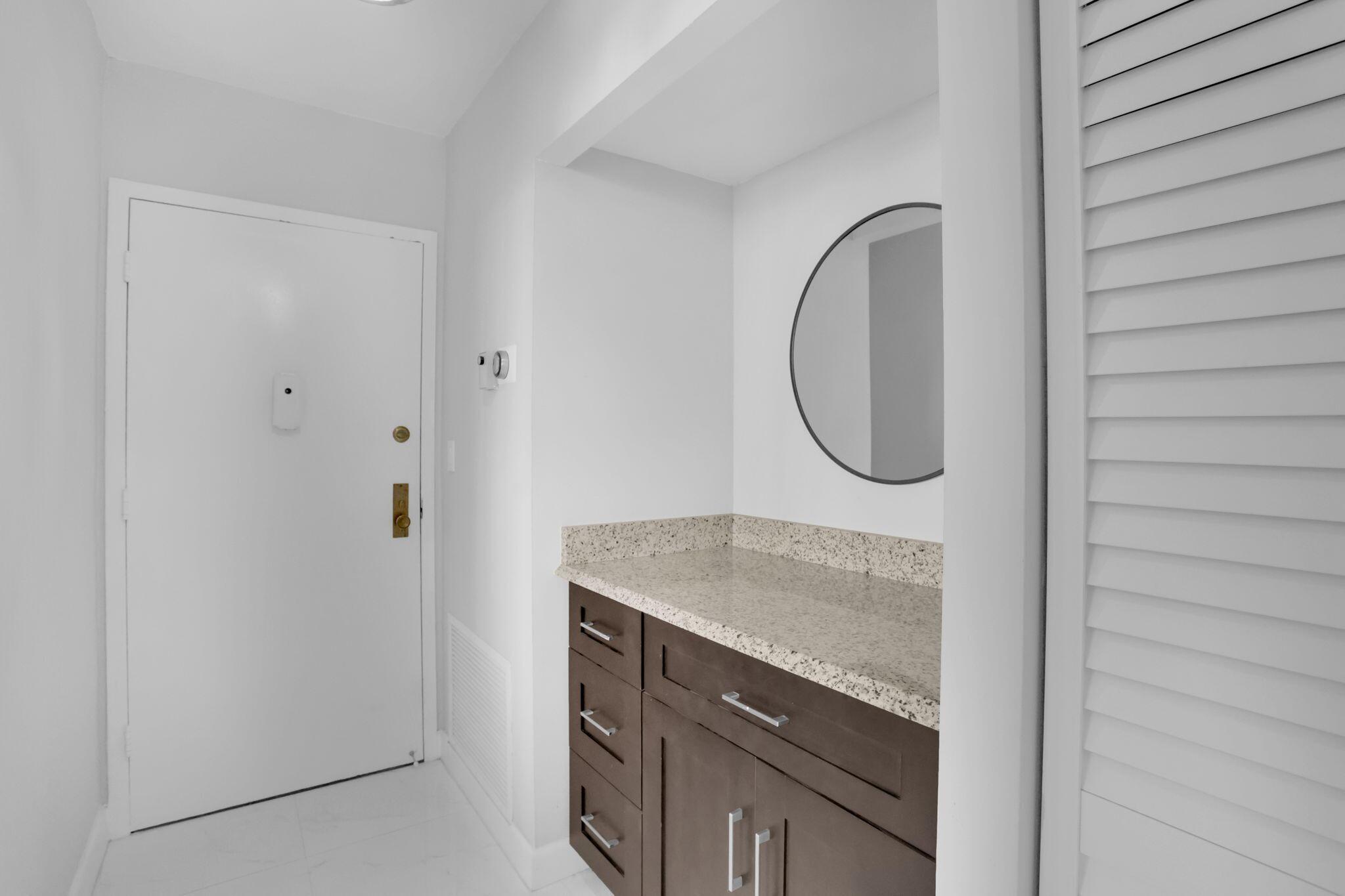 2121 N Ocean Boulevard 1008e