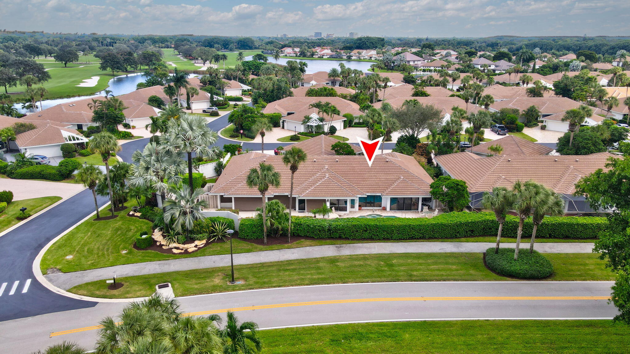 20485 Linksview Way