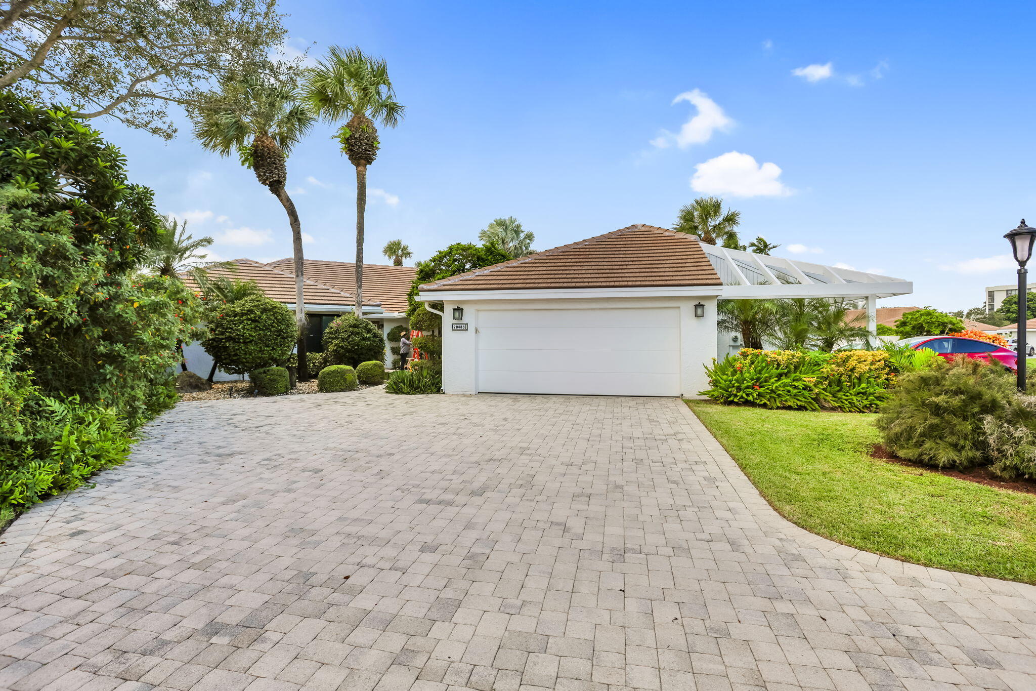 20485 Linksview Way