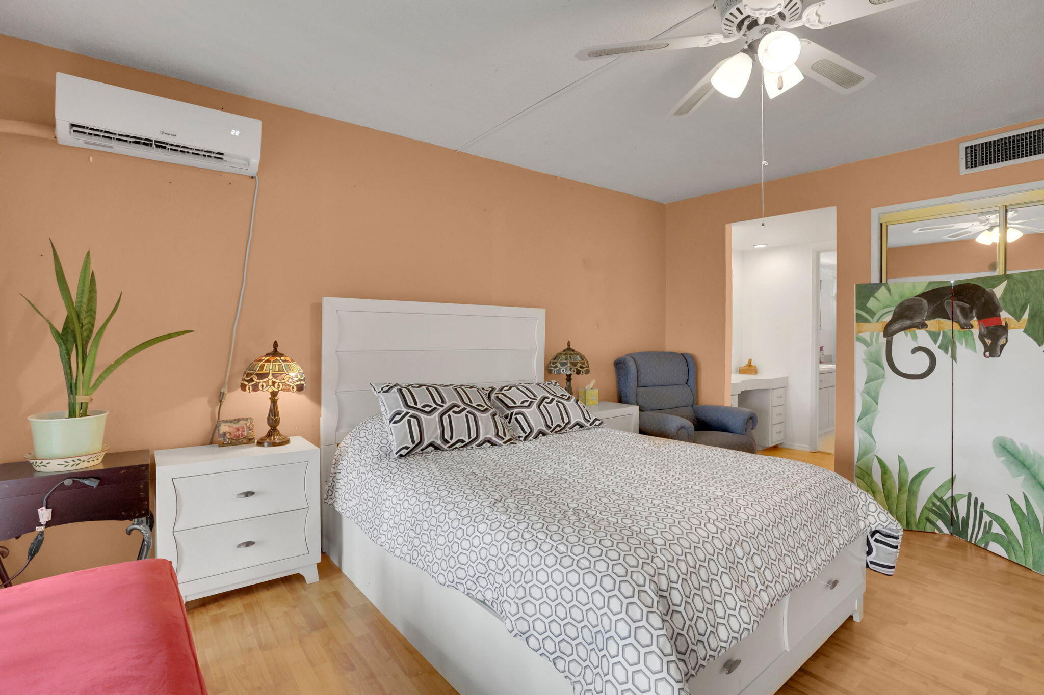 4800 Hillcrest Lane 503