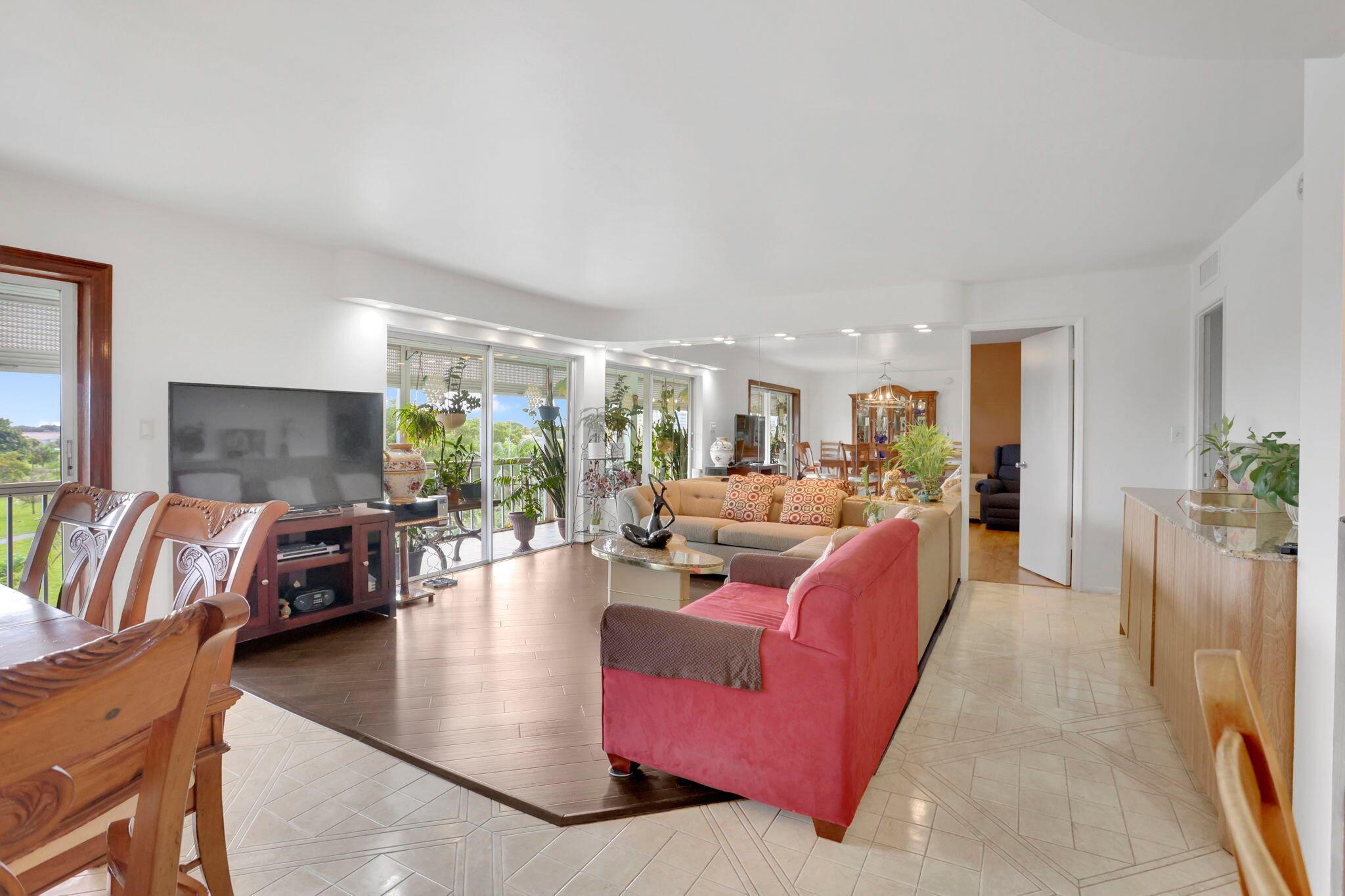 4800 Hillcrest Lane 503