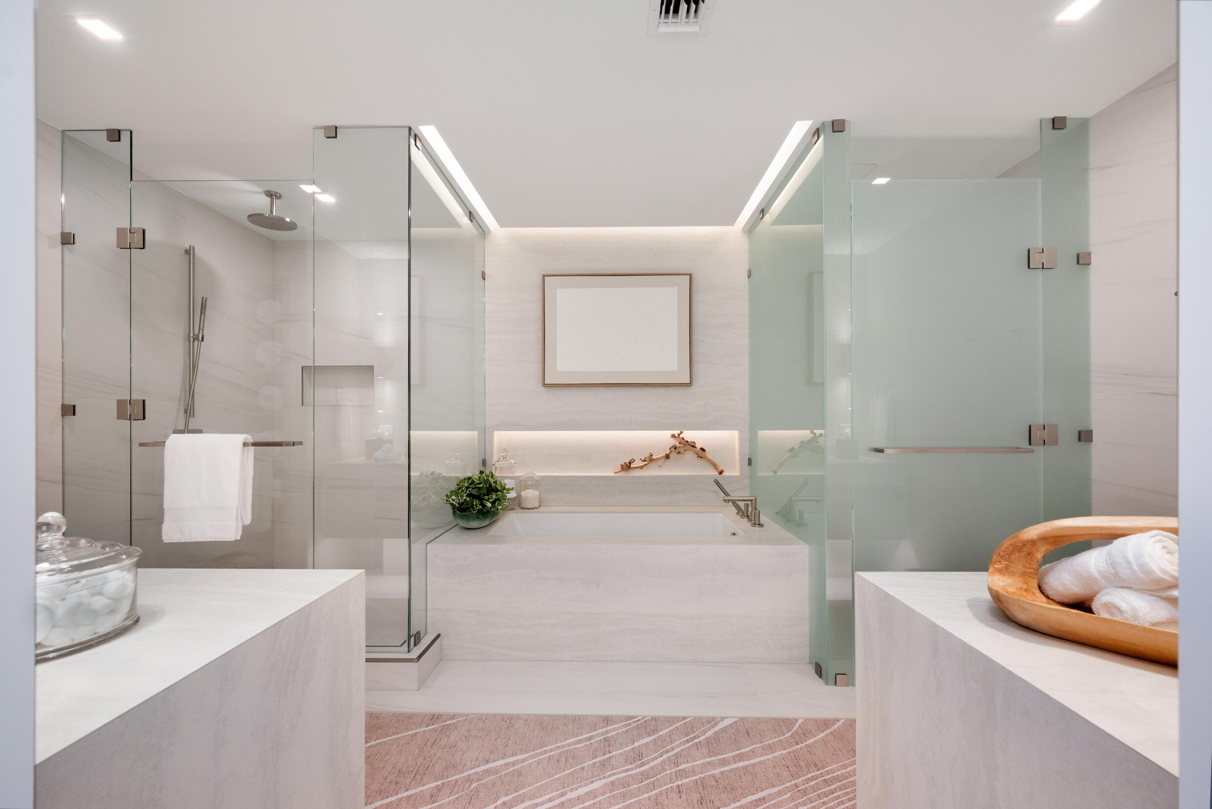 900 N Ocean Boulevard Mph02