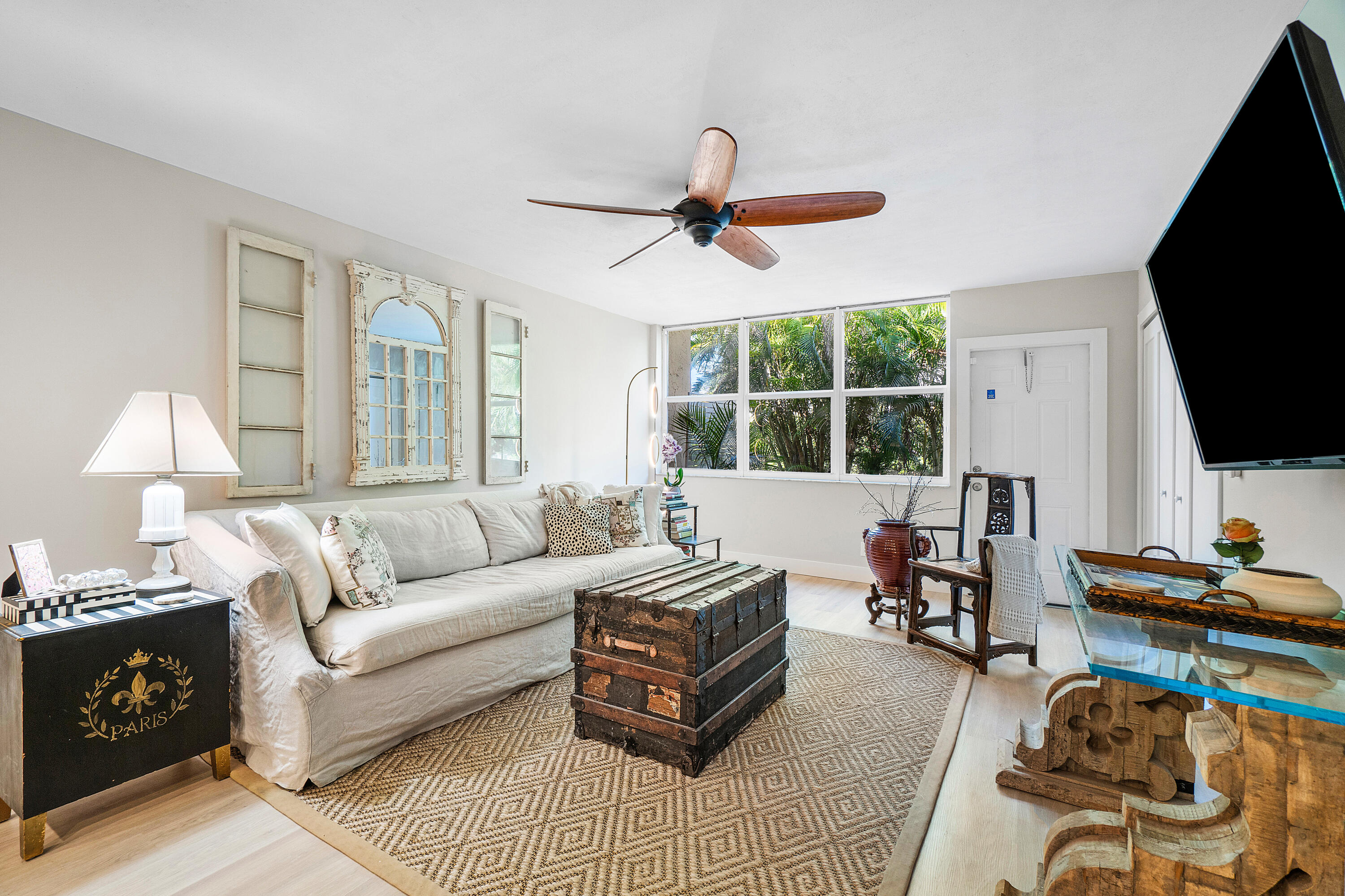 2805 SW 22nd Avenue SW 1040