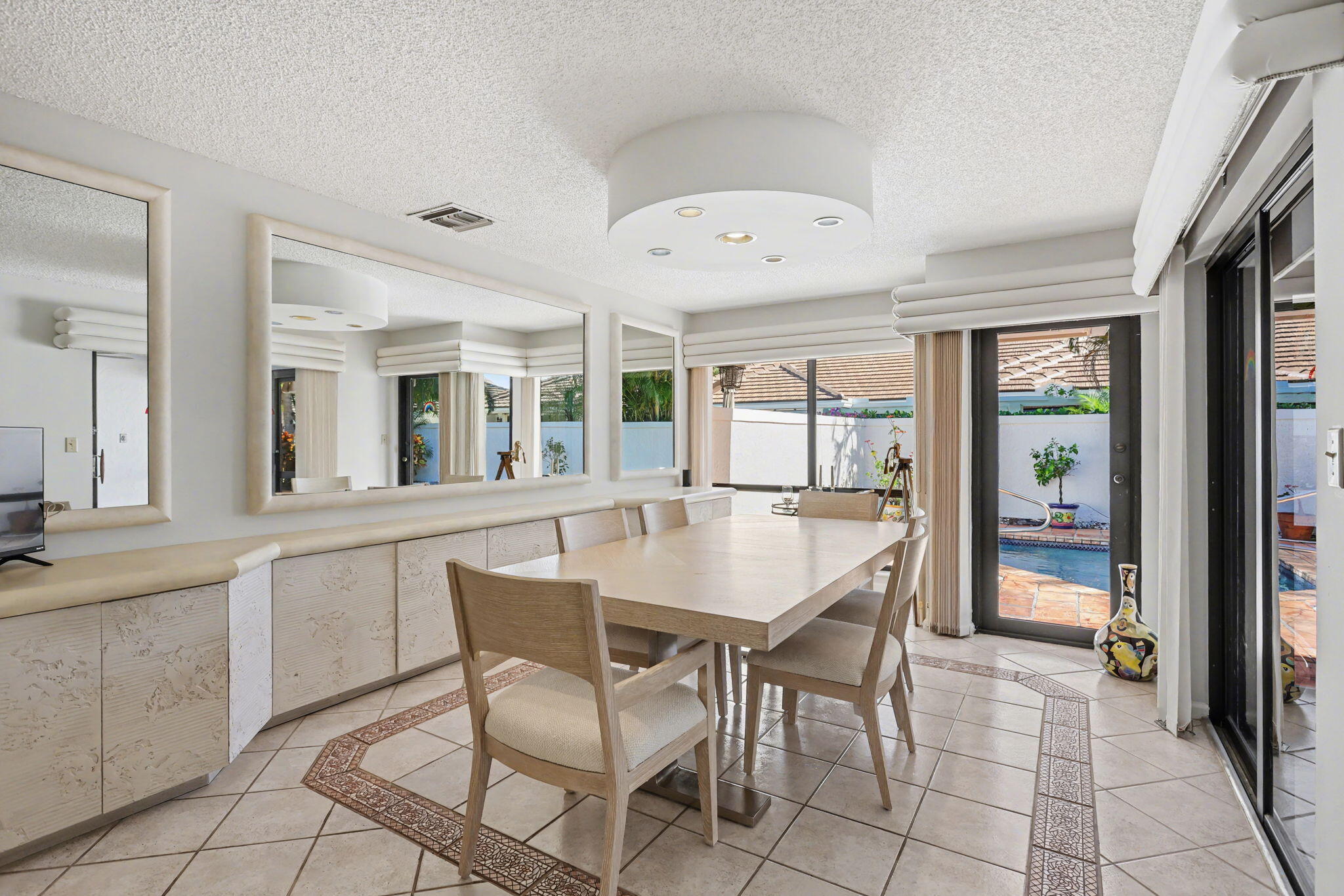 20516 Linksview Way