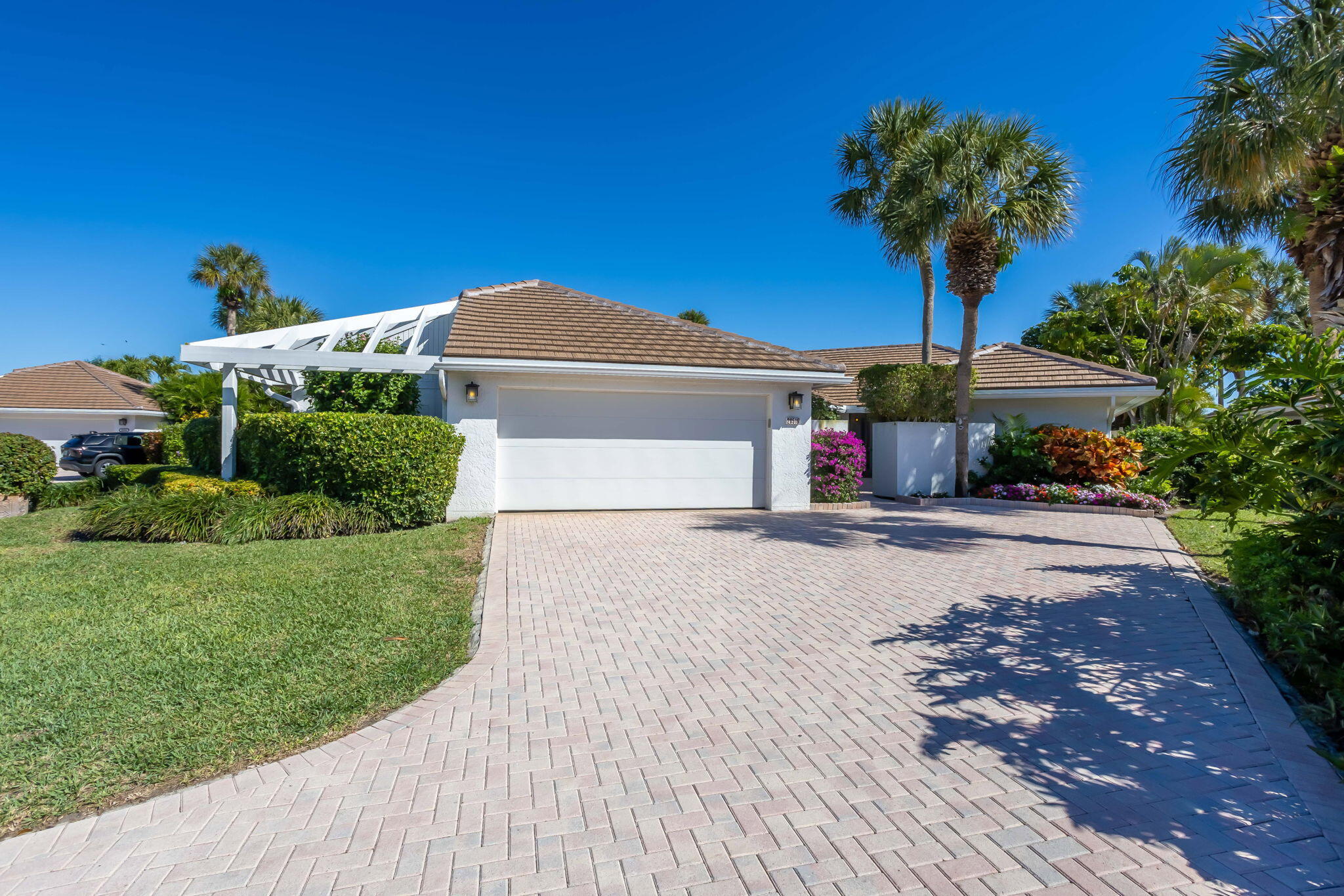 20516 Linksview Way