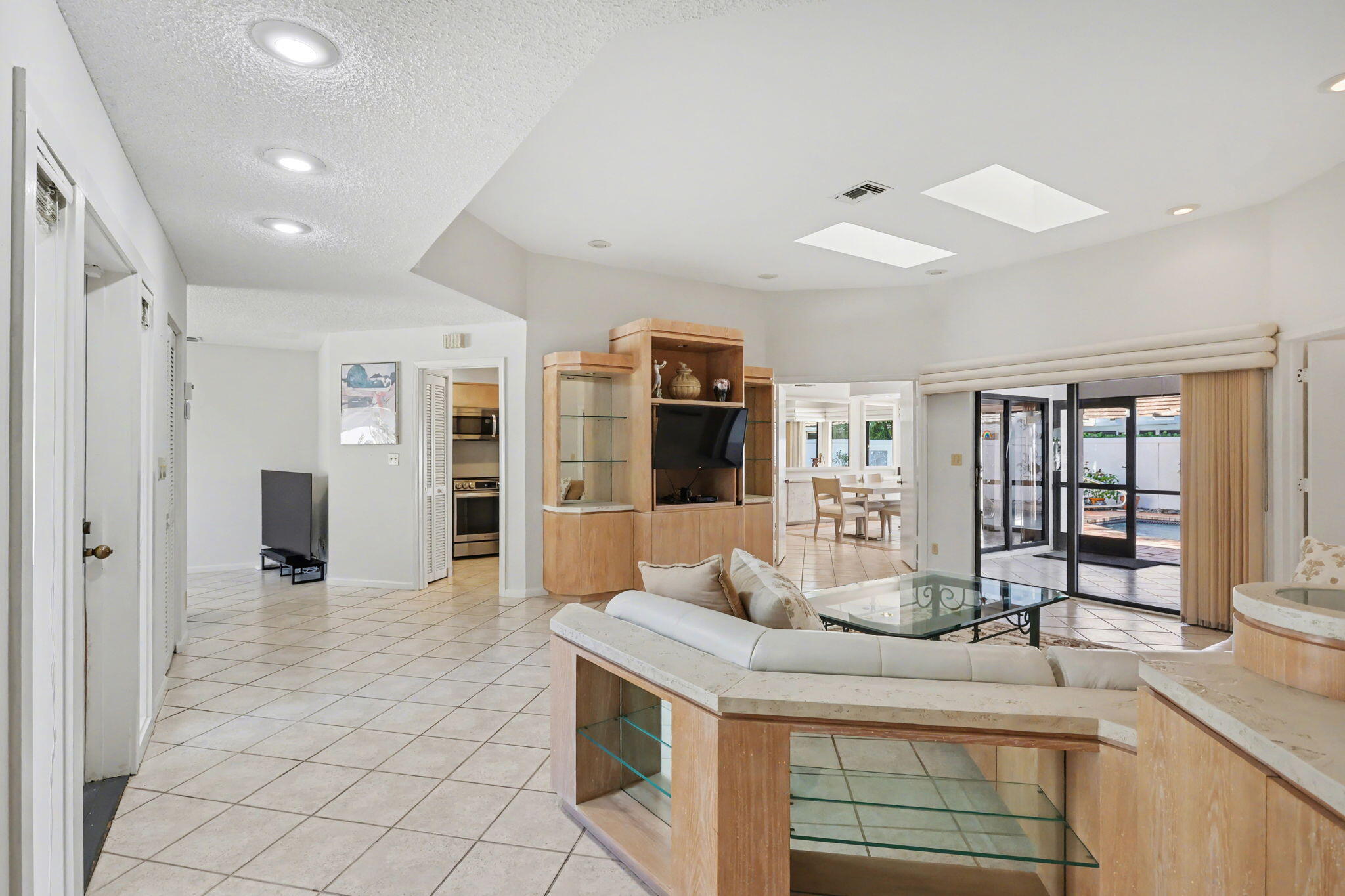 20516 Linksview Way