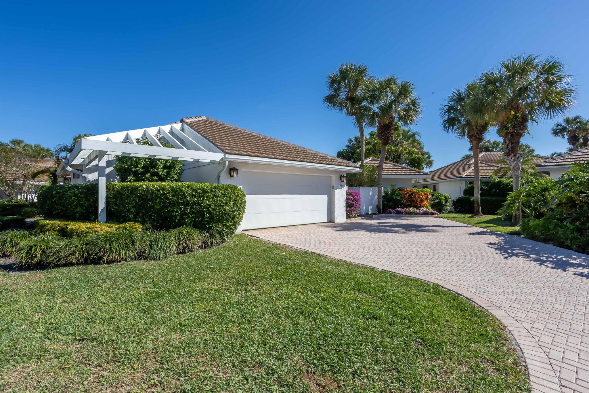 20516 Linksview Way