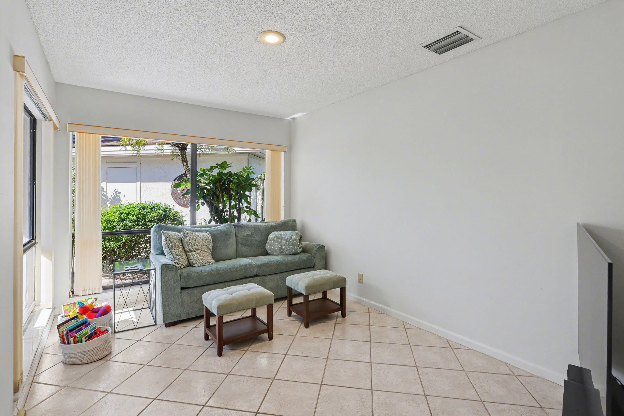 20516 Linksview Way