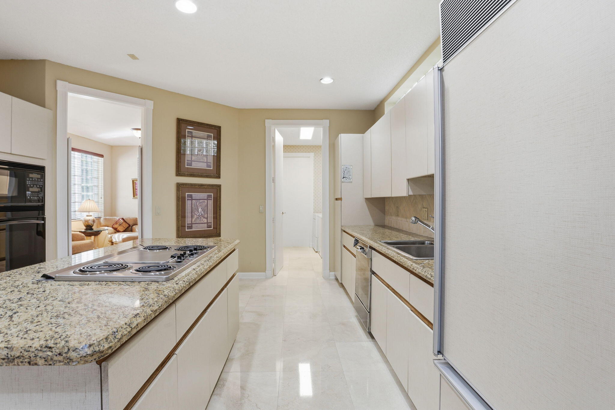 5472 Ascot Bend