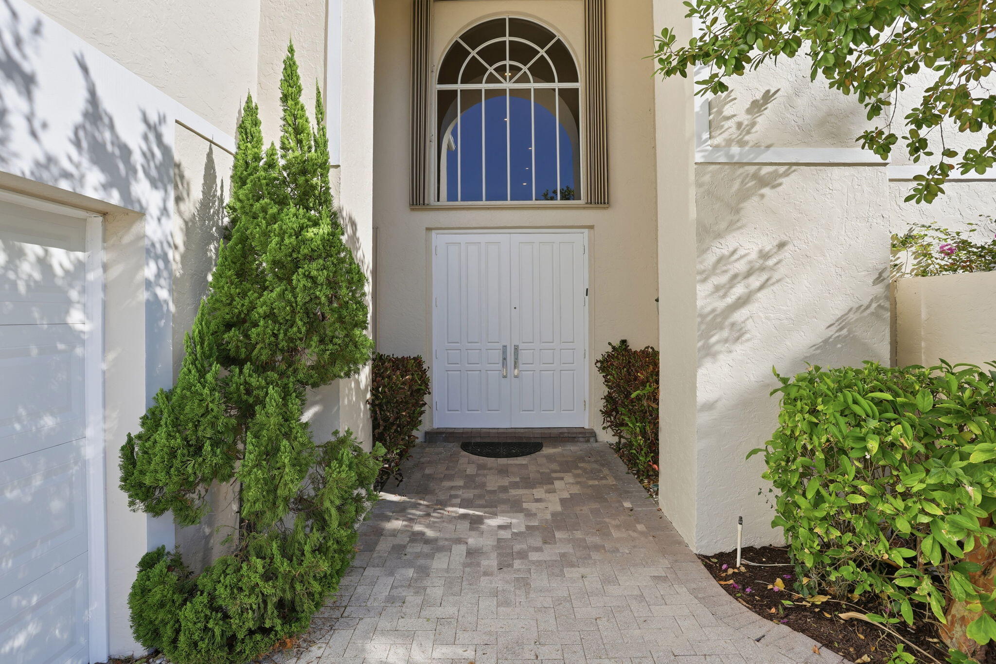 5472 Ascot Bend