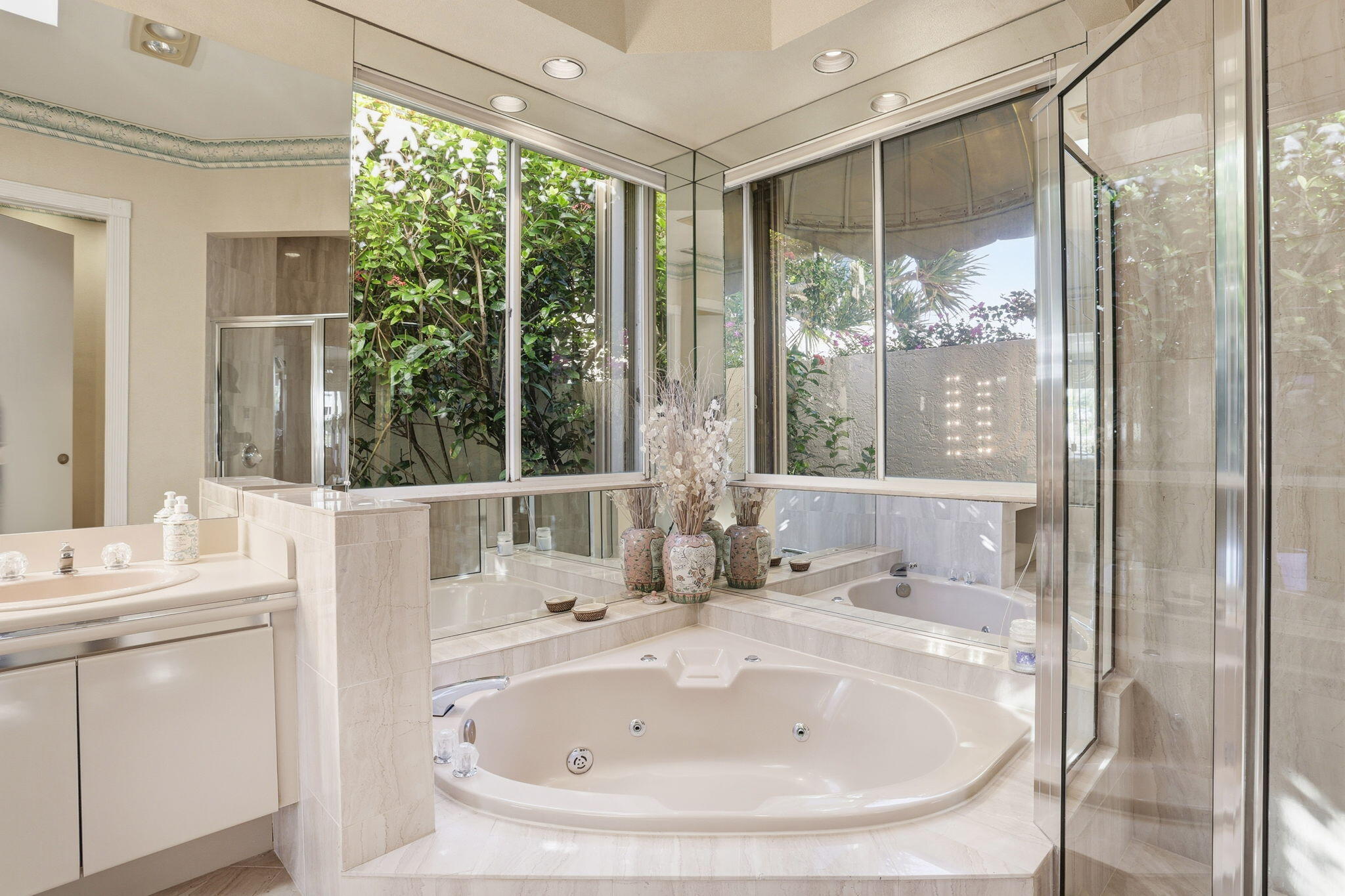 5472 Ascot Bend
