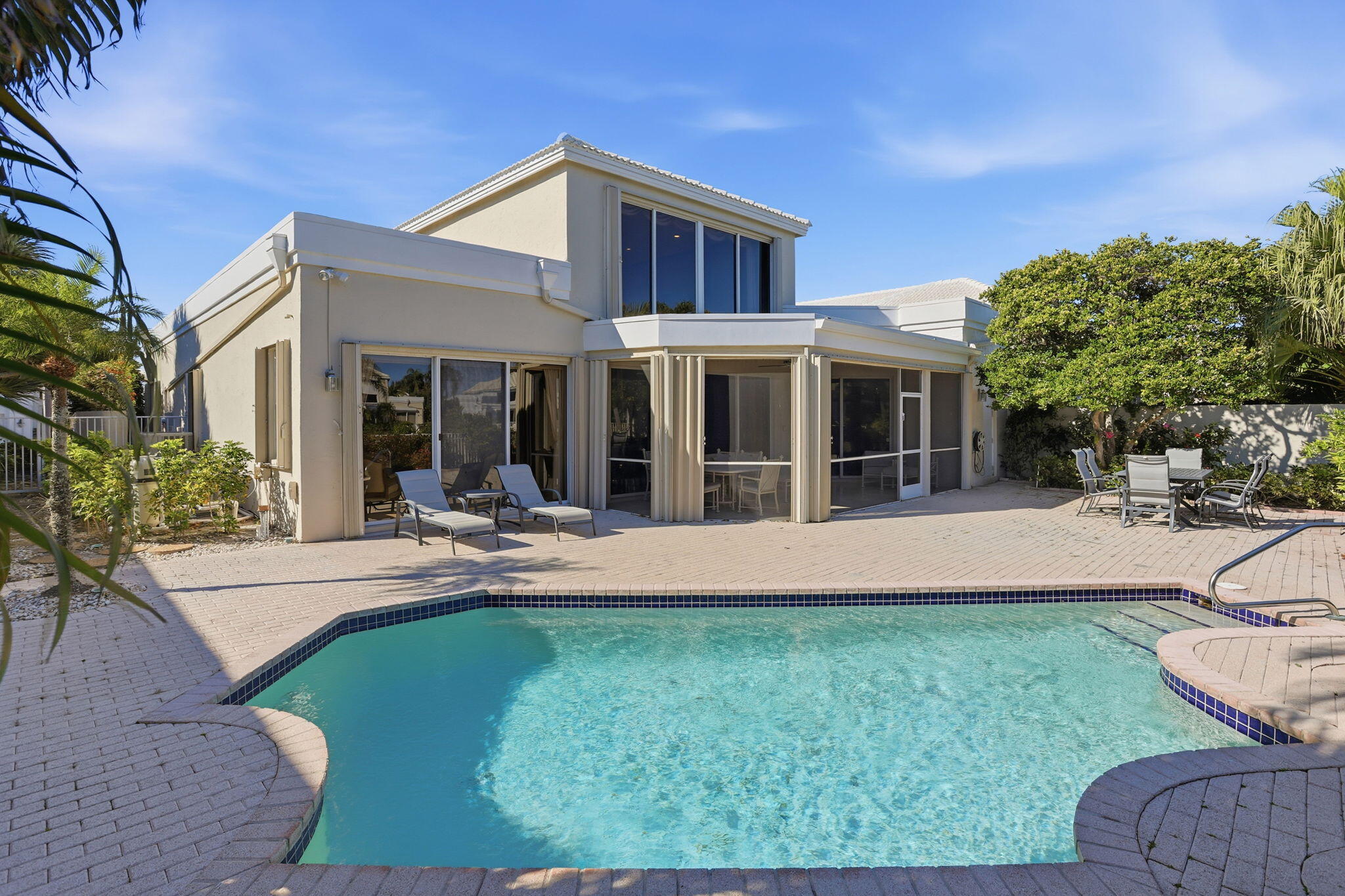 5472 Ascot Bend