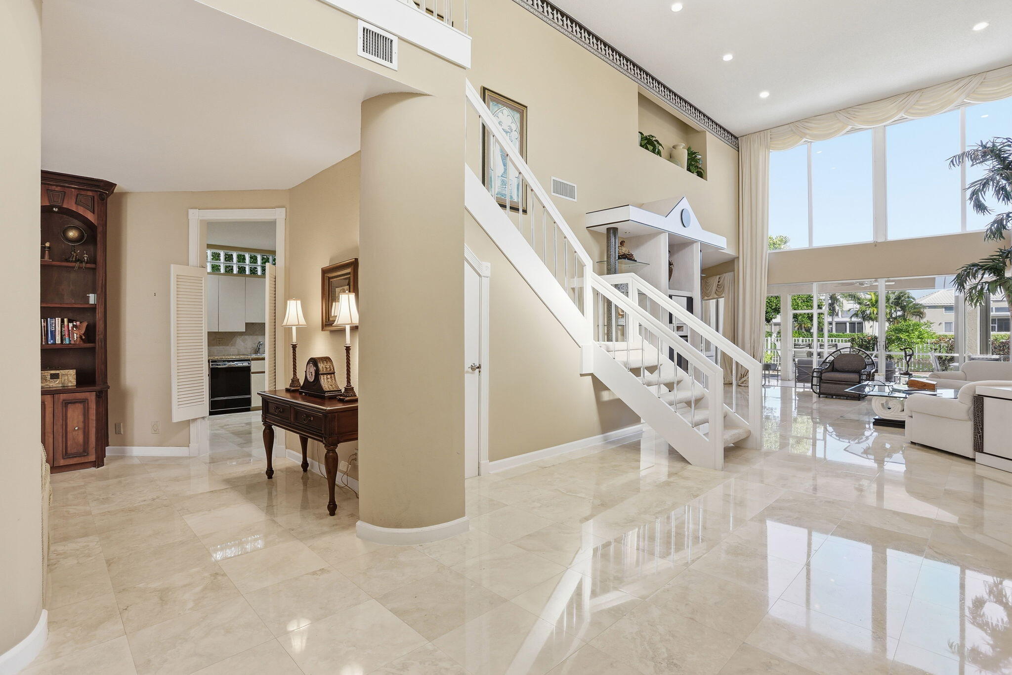 5472 Ascot Bend