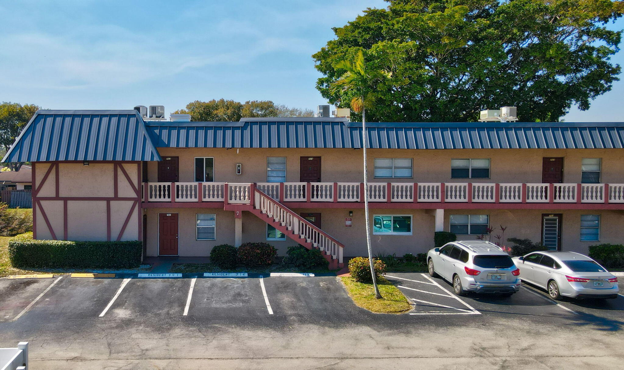 9374 SW Sw 3rd Street Street 714