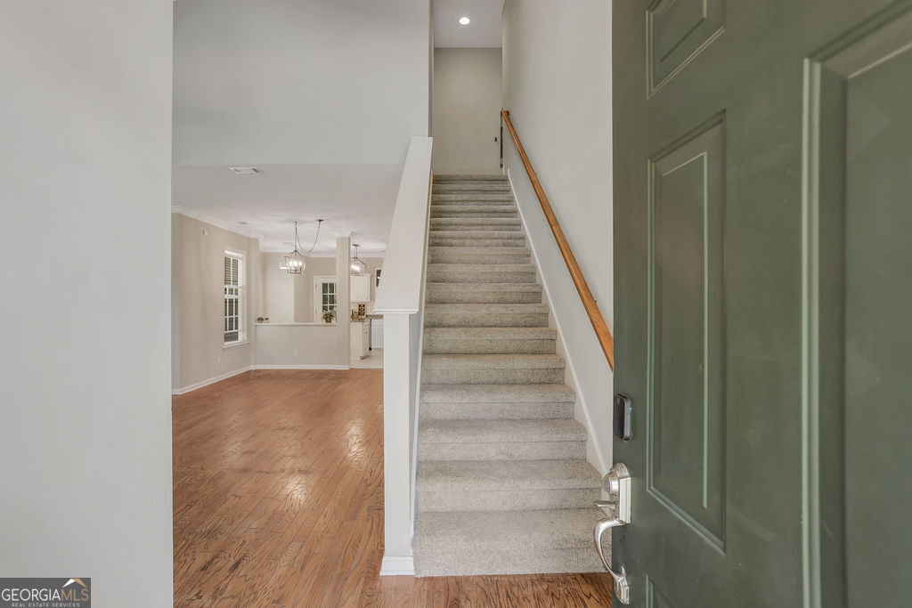 210 Brown Thrush Road