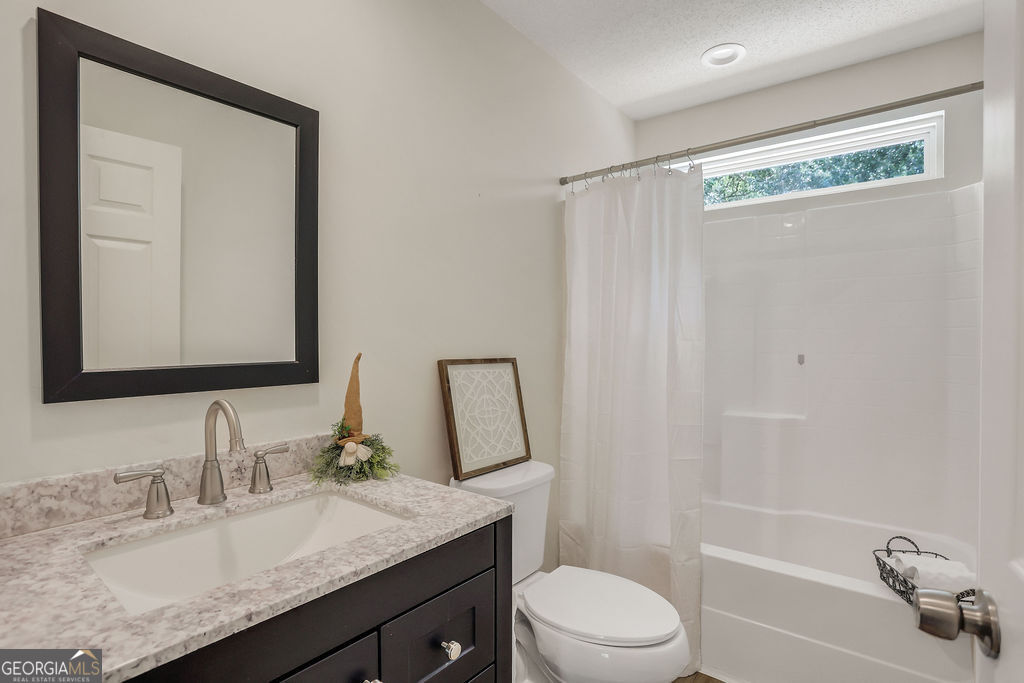 210 Brown Thrush Road